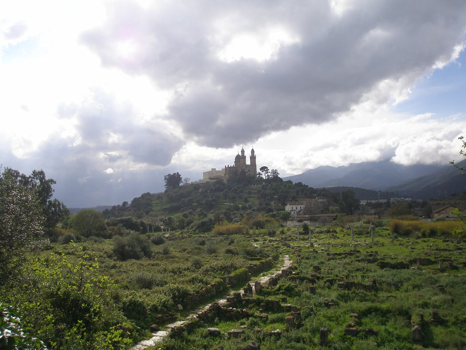 Basílica de San Agustín en Annaba (antigua Hipona)