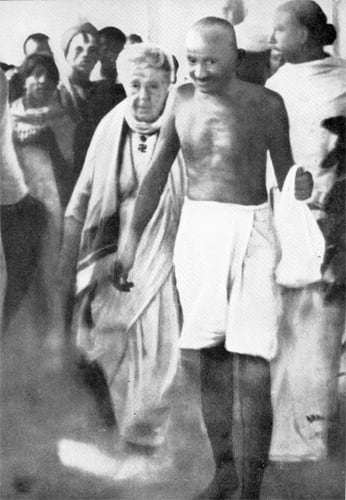 Gandhi y Annie Besant en Madrás, 1921