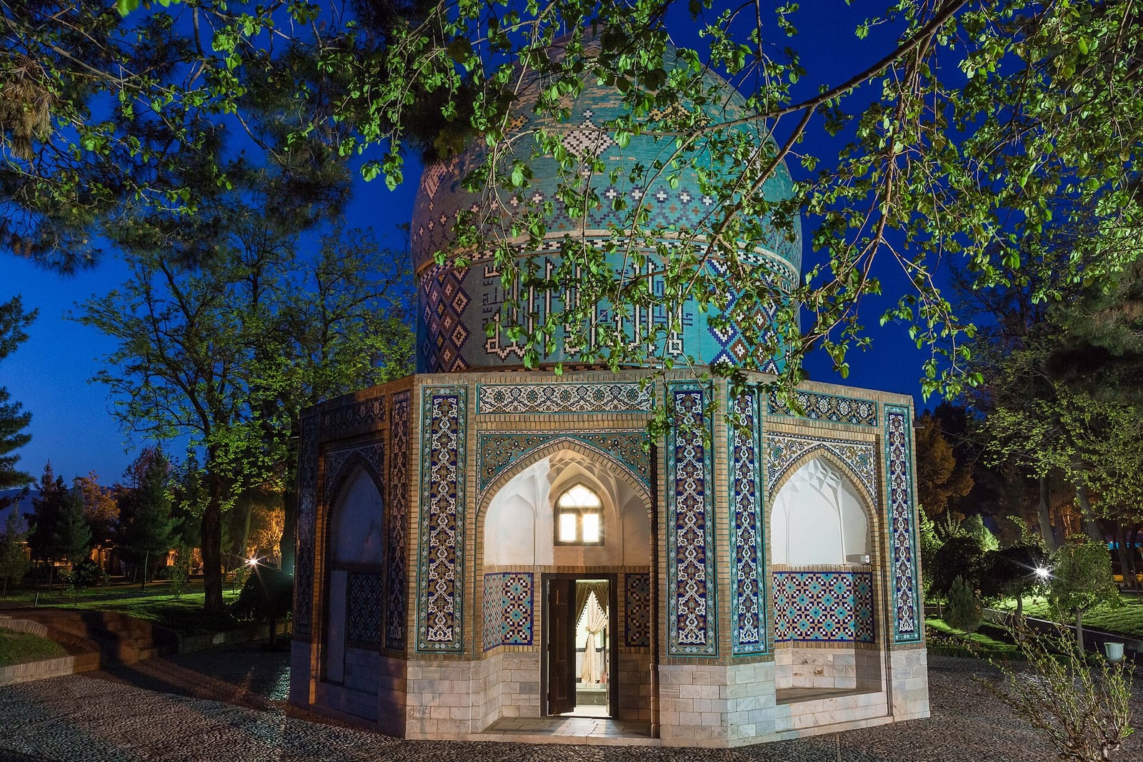 Mausoleo de Attar en Nishapur