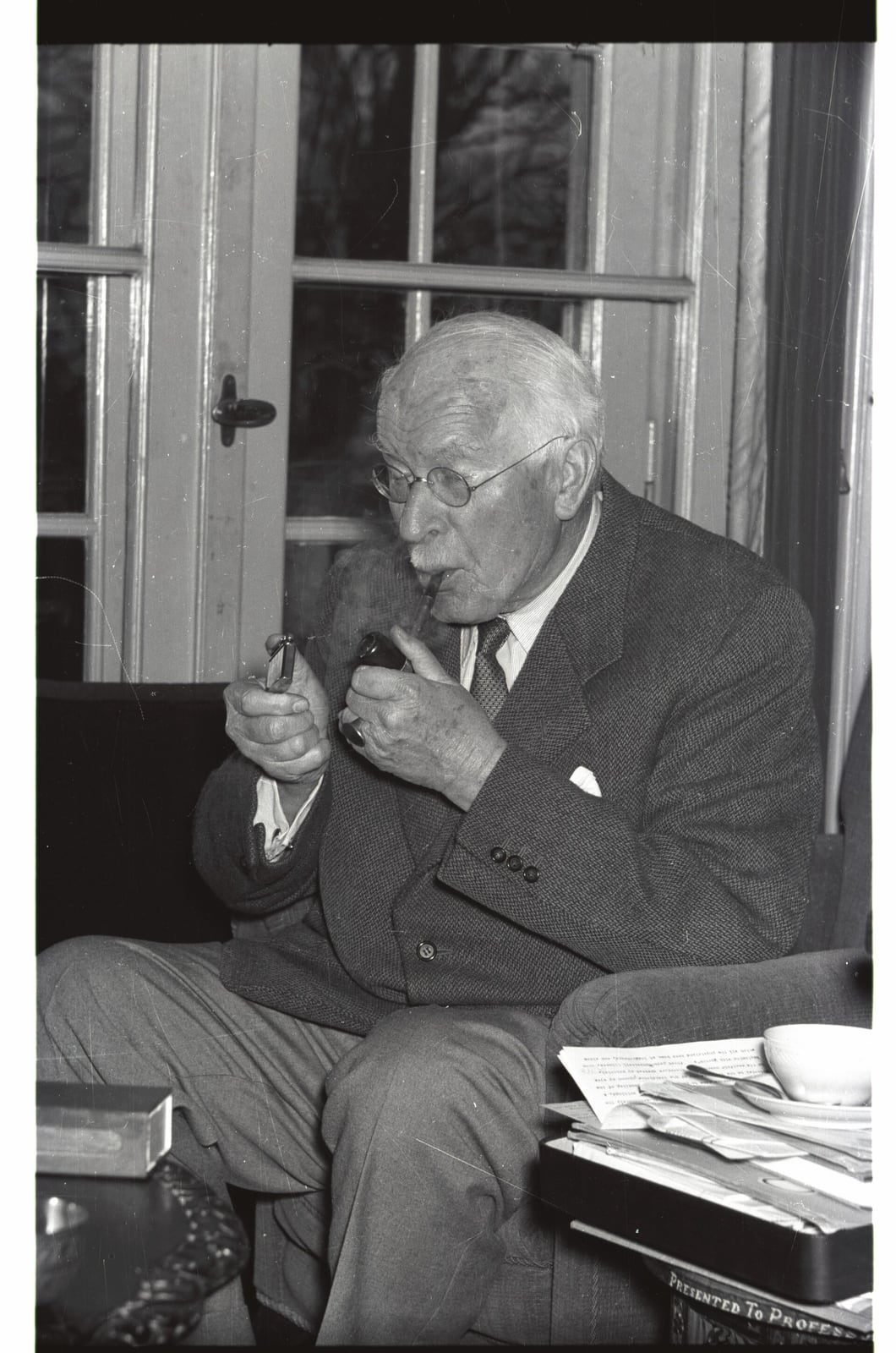 C. G. Jung en Küsnacht, 1955