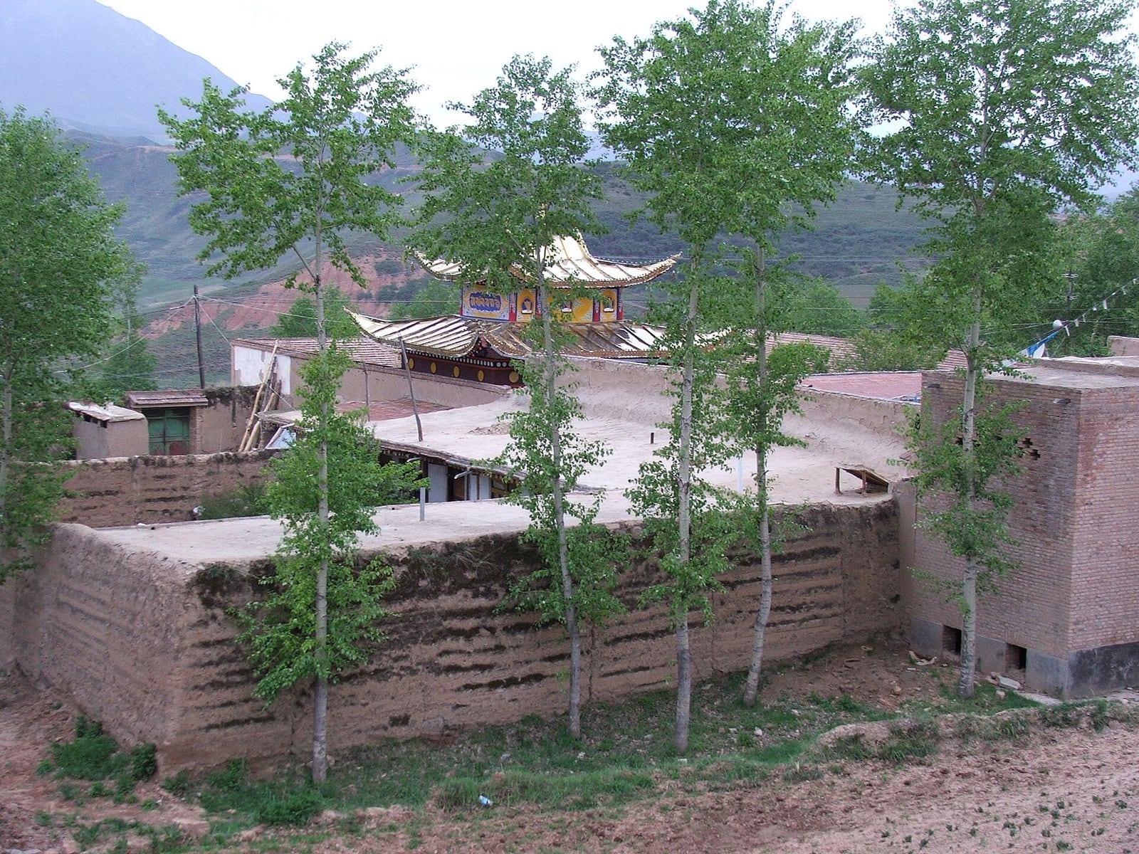 Casa natal en Taktser (Hongya)