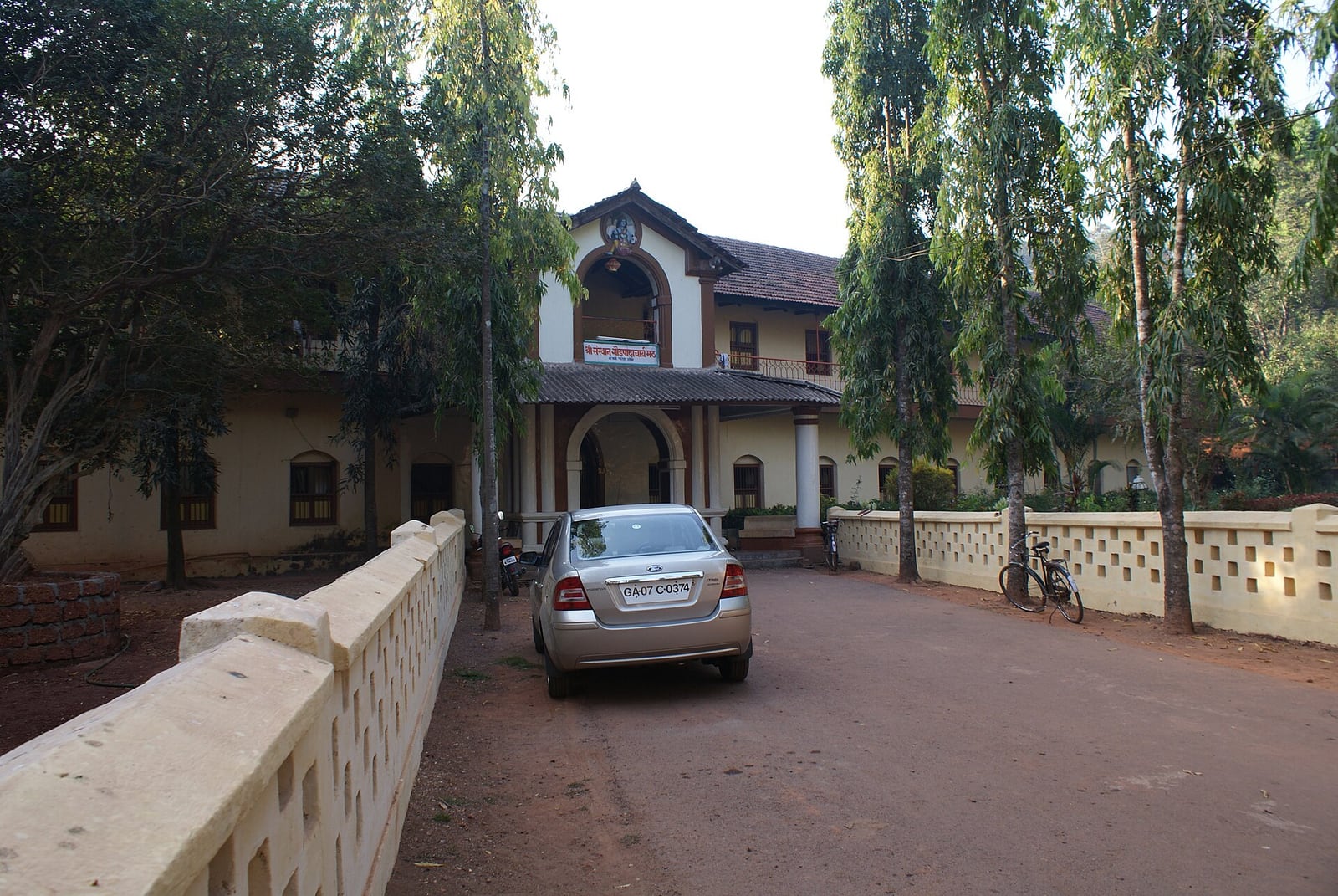 El maṭha de Kavale (Goa)