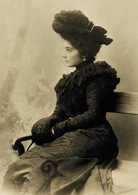 Elena Sháposhnikova en San Petersburgo, 1900