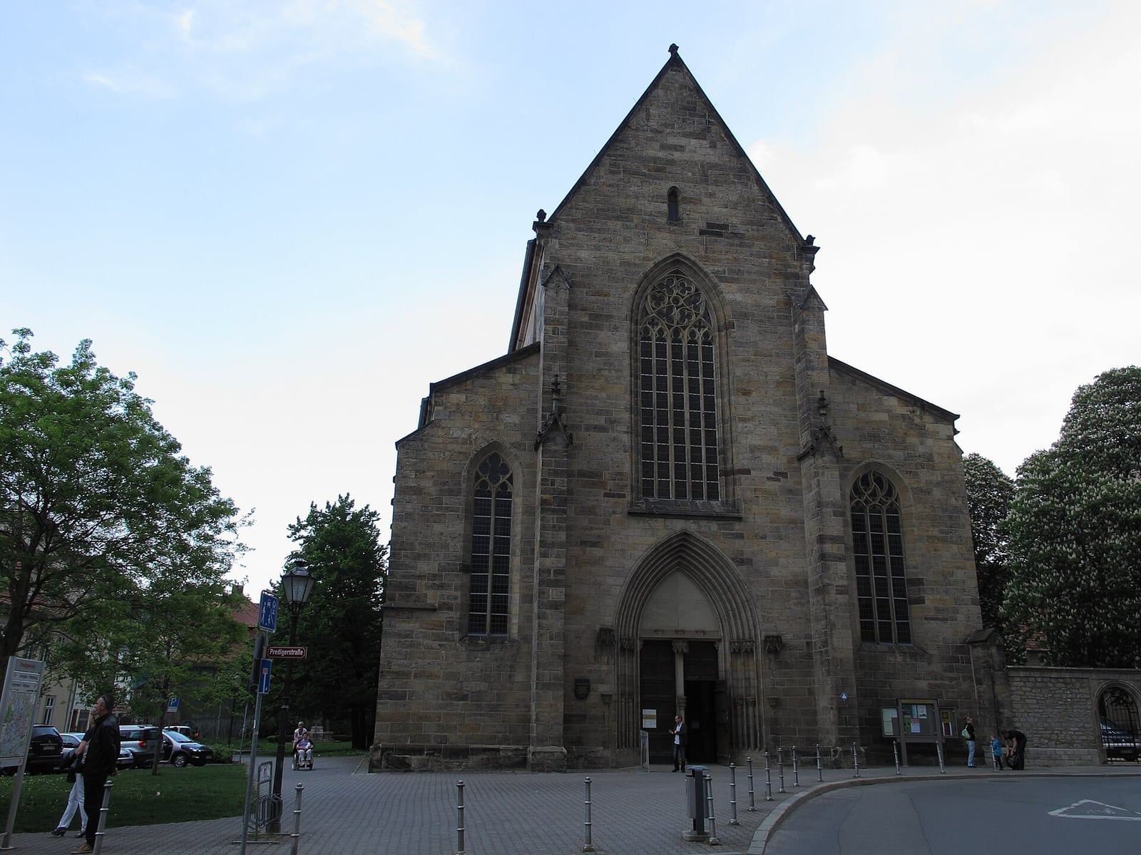 Fachada occidental de la Predigerkirche de Erfurt