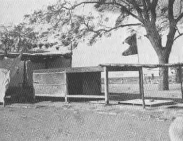 La sala de la mesa, Meherabad