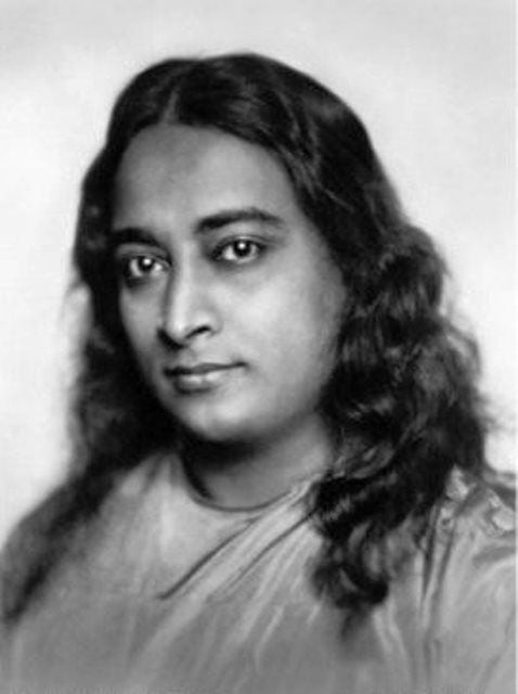 Paramahansa Yogananda, retrato de la «pose estándar»