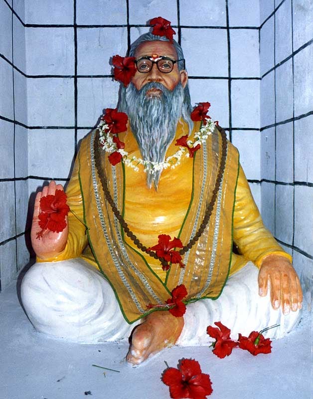 Imagen de culto de Vyāsa en Naimiṣāraṇya