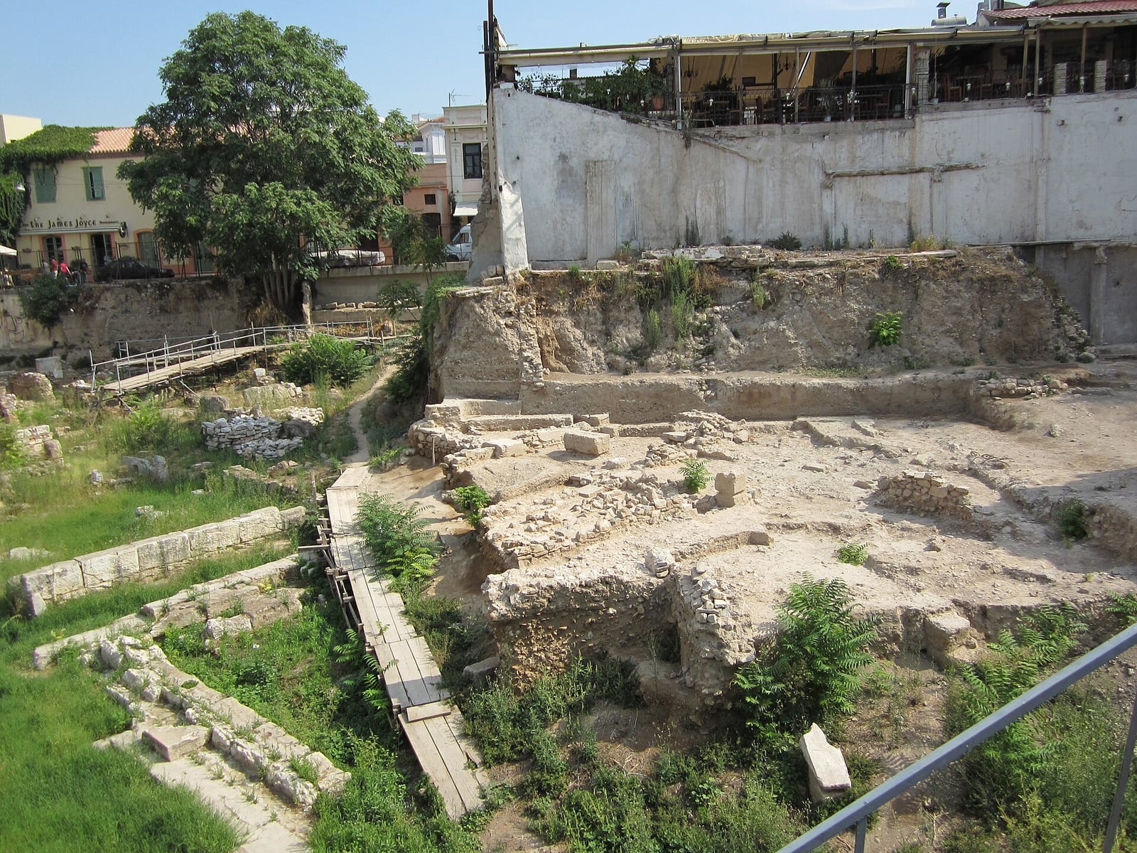 Restos de la Stoa Poikile (ágora de Atenas)